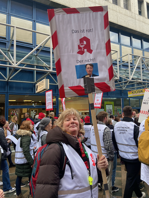 Protestierende Apothekerinnen am 15.11.2023 in Dortmund